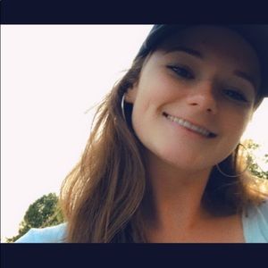 Meet your Posher, Kellie